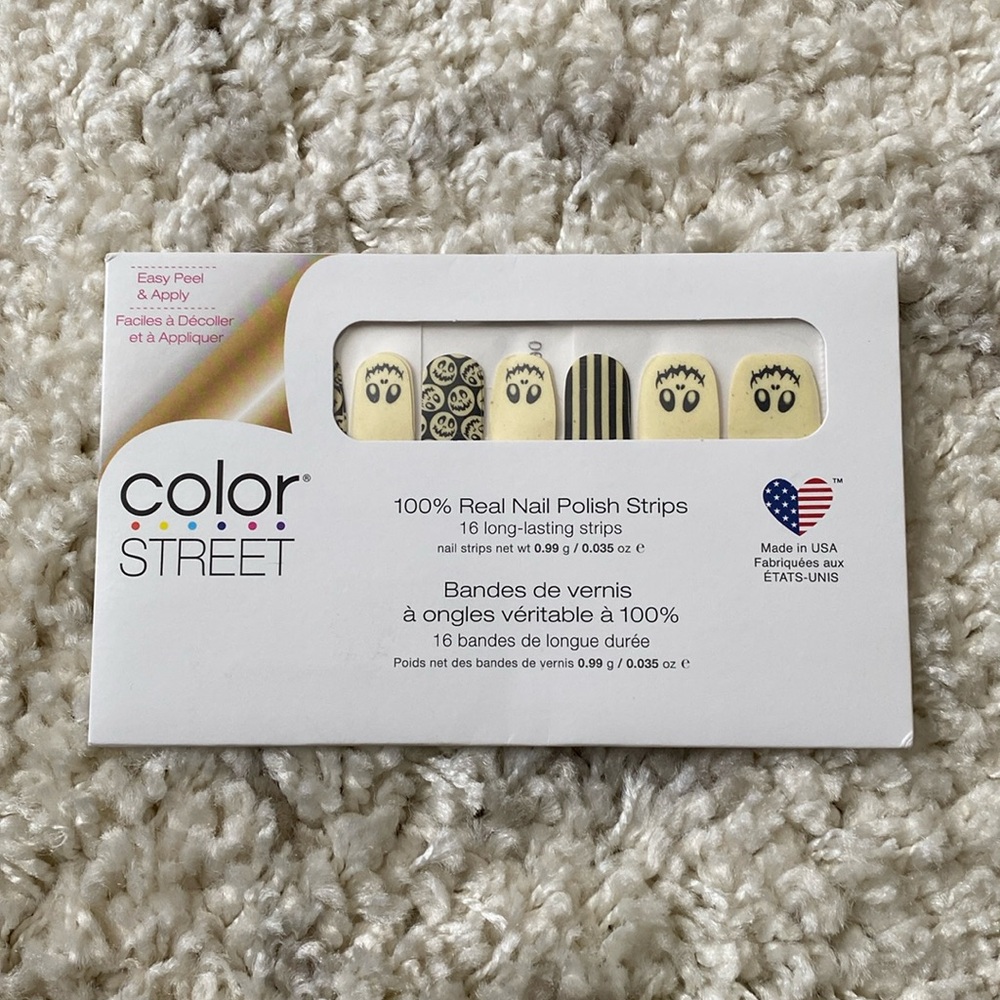 Color Street Nail Polish Strips - Boo Crew